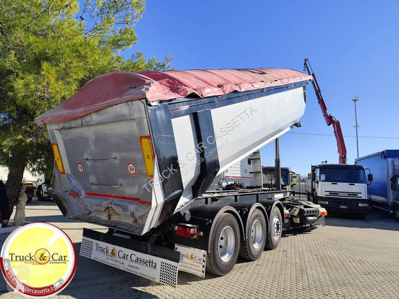 شاحنة Iveco