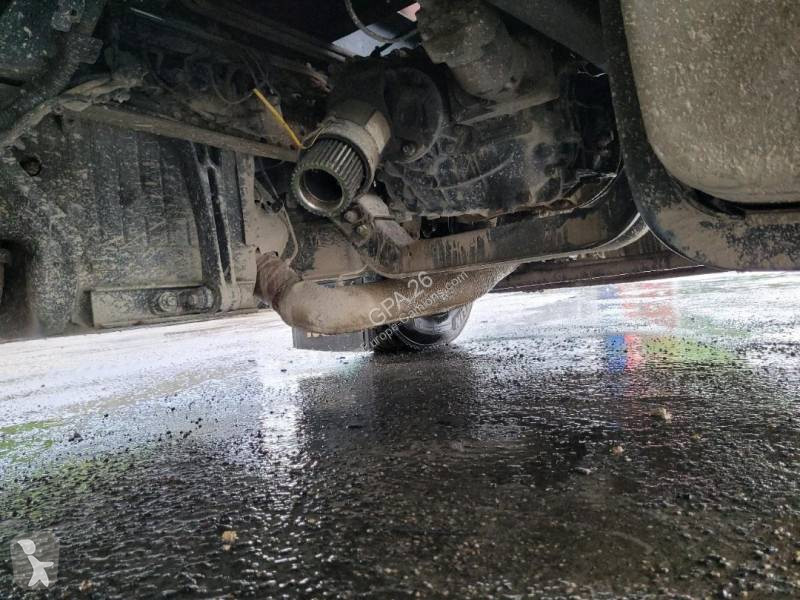 Camion cu remorca Iveco