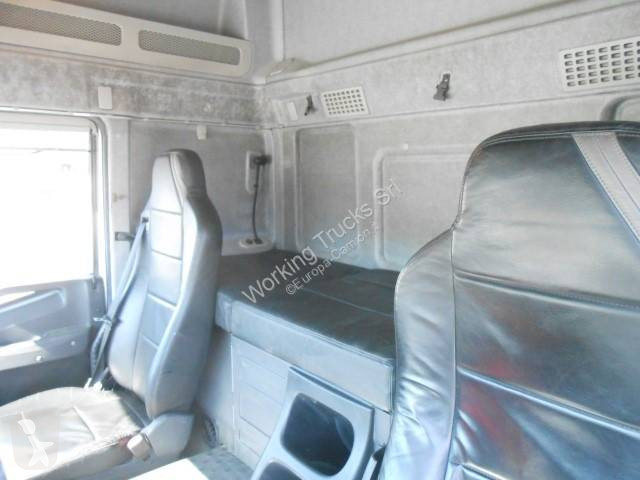 Iveco AT 260 S 42 trailer truck