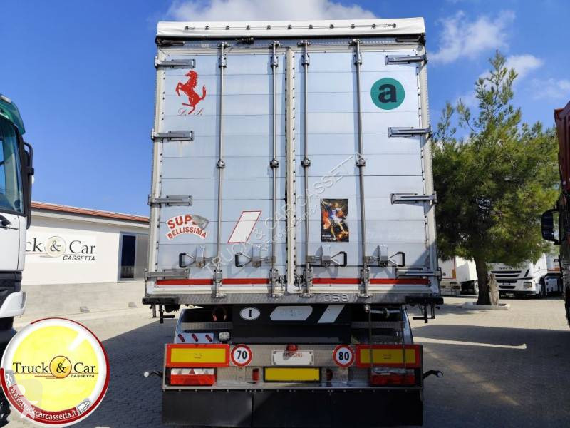 Camion remorque DAF