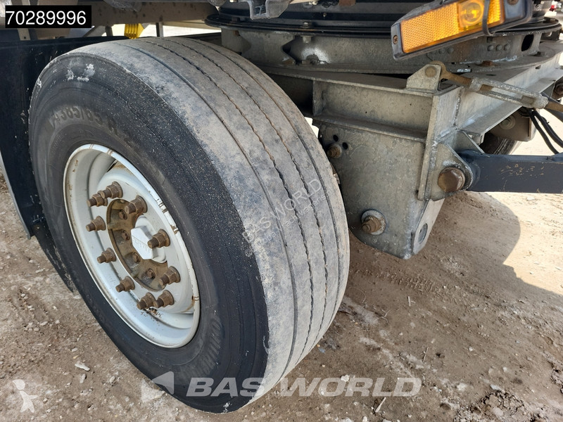 Camion remorque  N4K218 2 axles 43m3