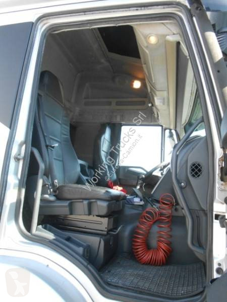 Iveco AT 260 S 42 trailer truck