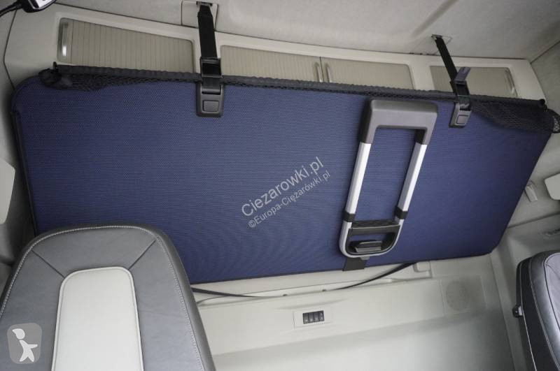 Kamion s návěsem Volvo 500