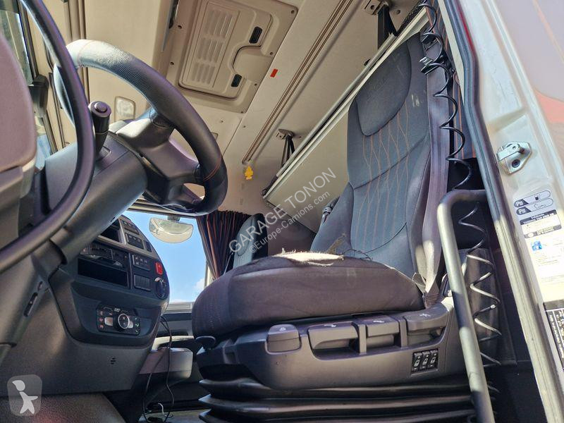 Camion remorque DAF 530