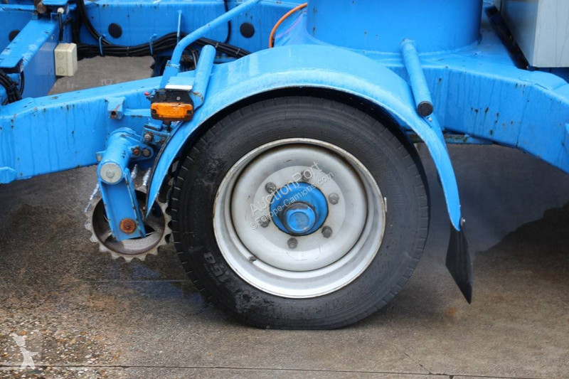 Kamion s návěsem Teupen gepard 25t