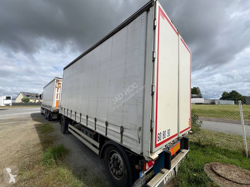 Kamion s návěsem Mercedes 2548