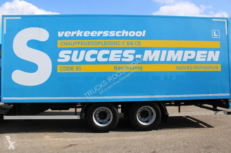 Camion remorque 2X AXLE + NICE TRAILER