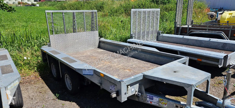 Kamion s návěsem Ifor Williams GX105