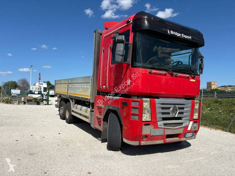 Camión remolque Renault