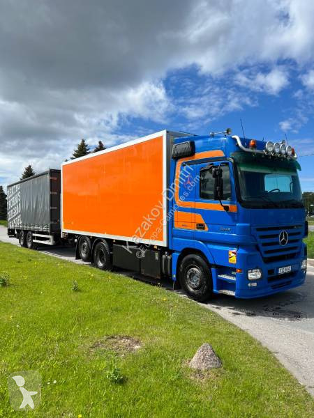 Camion remorque Mercedes