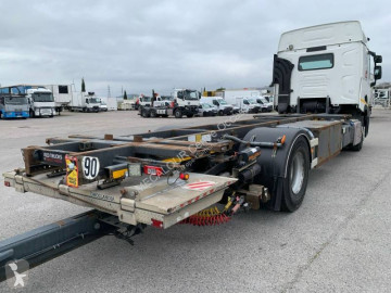 Camion remorque porte containers Renault