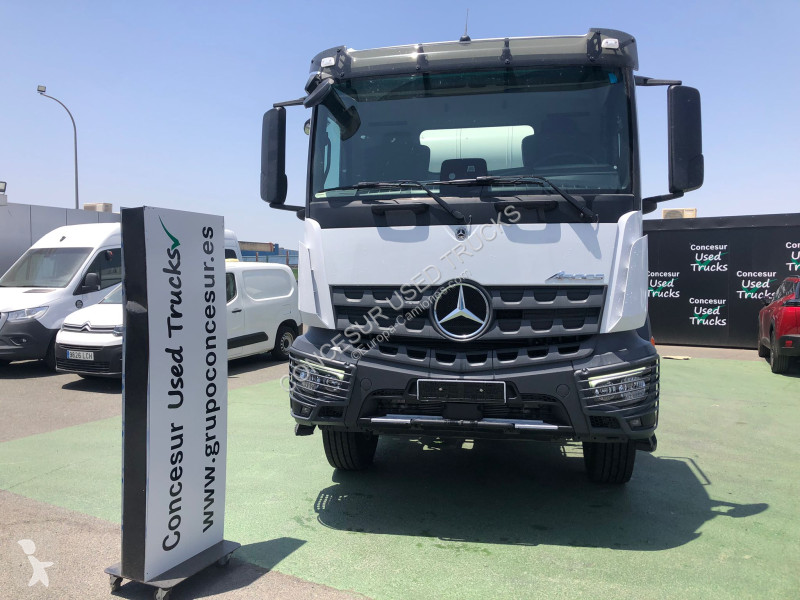 Autotreno Mercedes  3740B