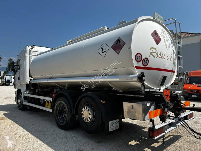 شاحنة مقطورة Scania