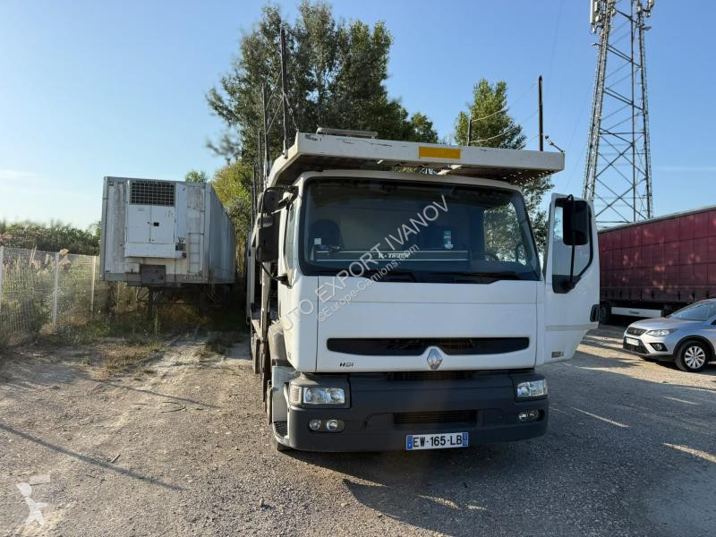Lastbil med släp Renault 320 DCI