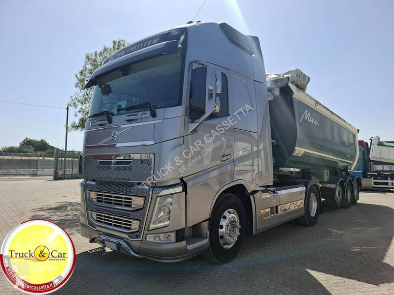 Camion remorque Volvo