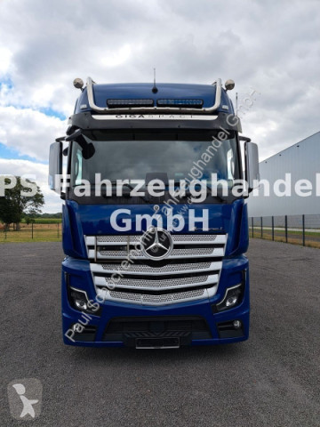 Camión remolque tautliner (lonas correderas) Mercedes