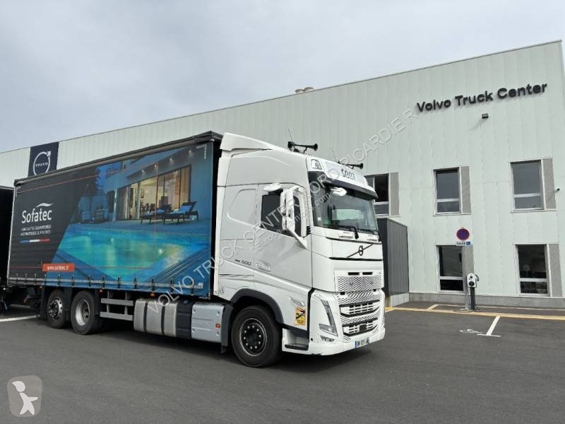 Kamion s návěsem Volvo 500 Globetrotter