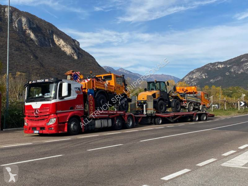 Camion remorque Mercedes