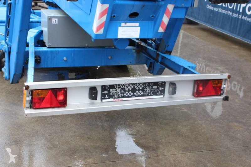 Kamion s návěsem Teupen gepard 25t