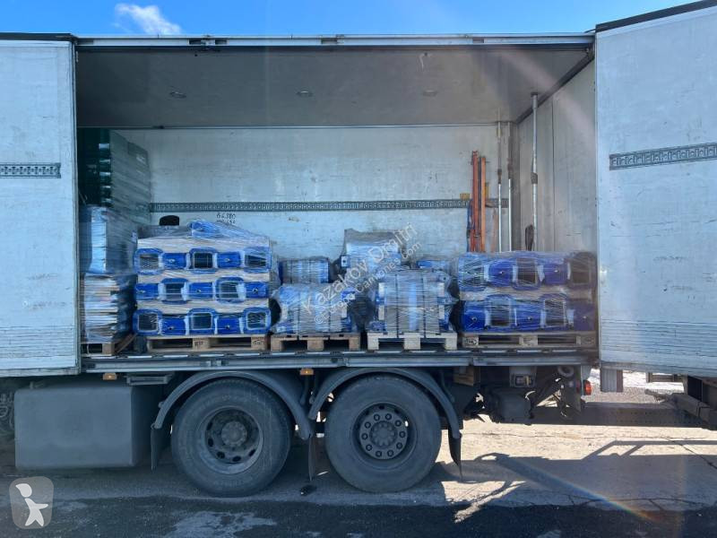Camion remorque Mercedes
