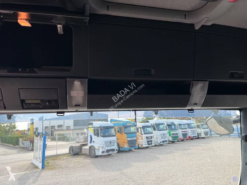 Camion remorque MAN 18.480