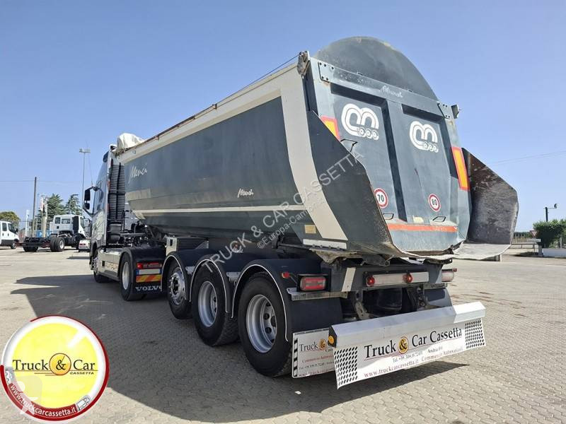 Camion remorque Volvo