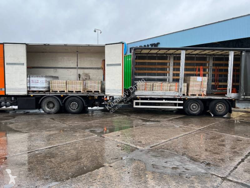 Camion remorque Mercedes