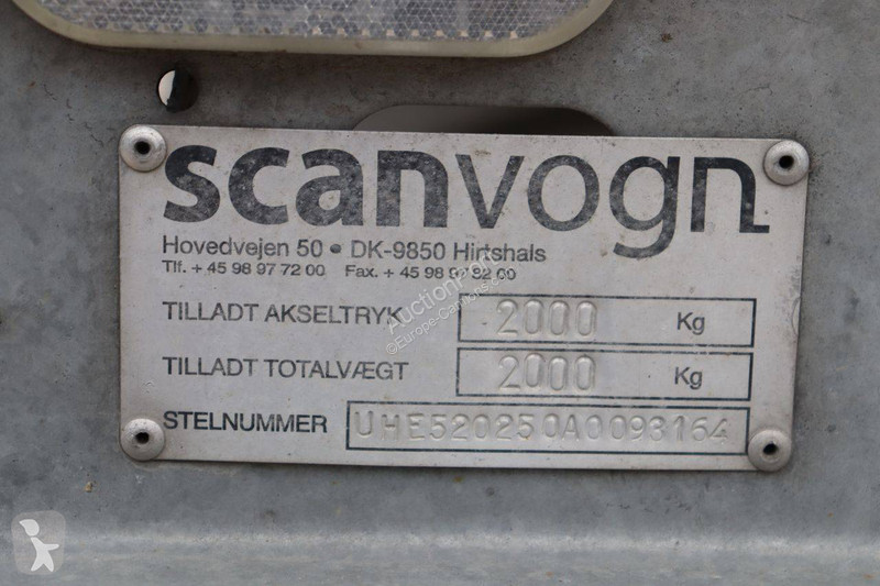 Nyerges vontató és pótkocsi