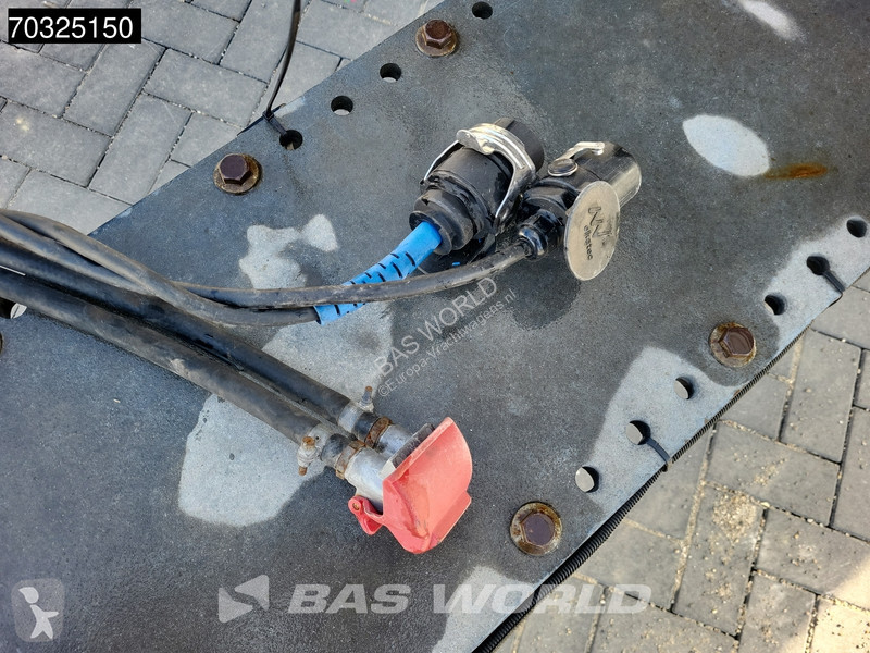 شاحنة مقطورة  T5K218 2 axles Ladebordwand LBW...