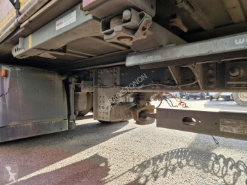 Camion remorque porte containers MAN