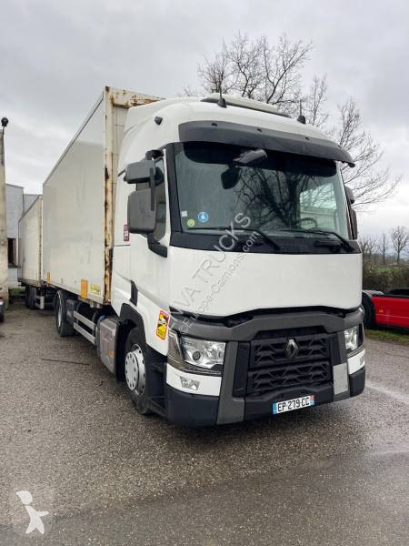 Kamion s návěsem Renault