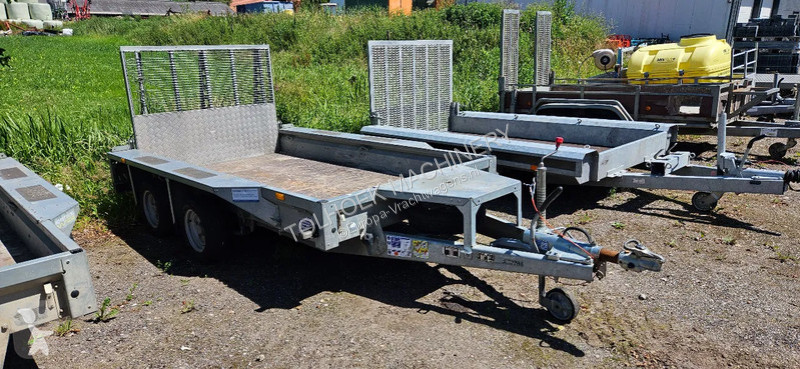 Kamion s návěsem Ifor Williams GX105