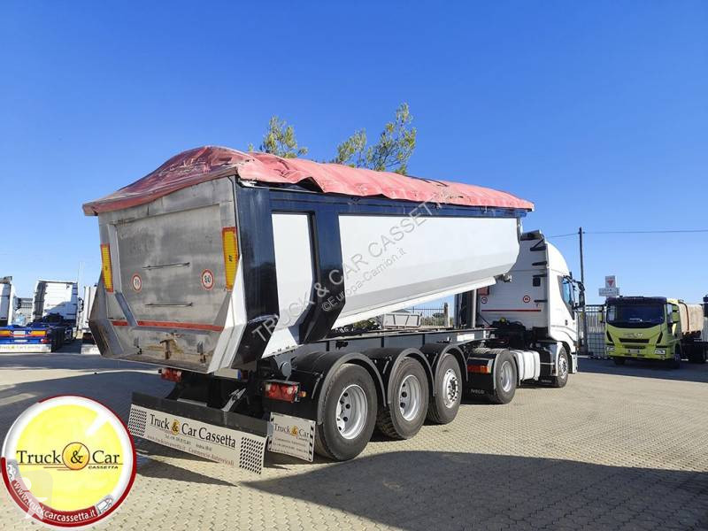 شاحنة Iveco