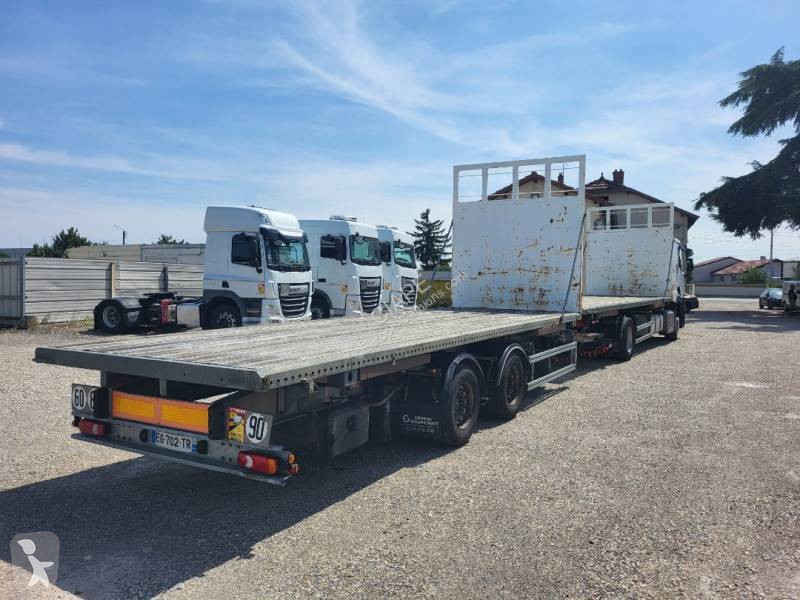 Lastbil med släp Renault