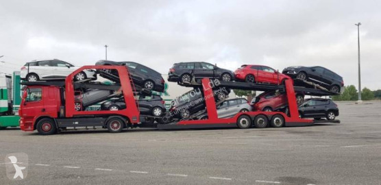 Camion remorque porte voitures DAF