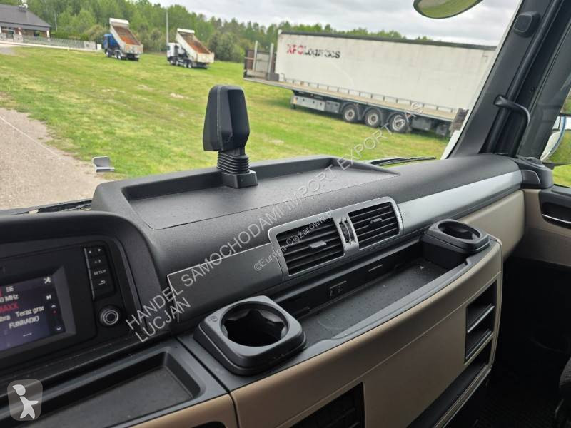 Camion remorque MAN