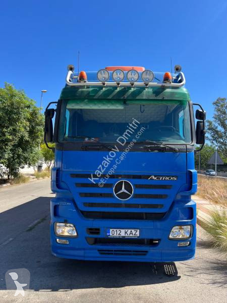 Camion remorque Mercedes