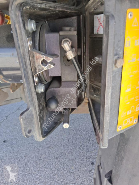 شاحنة مقطورة Renault  REM