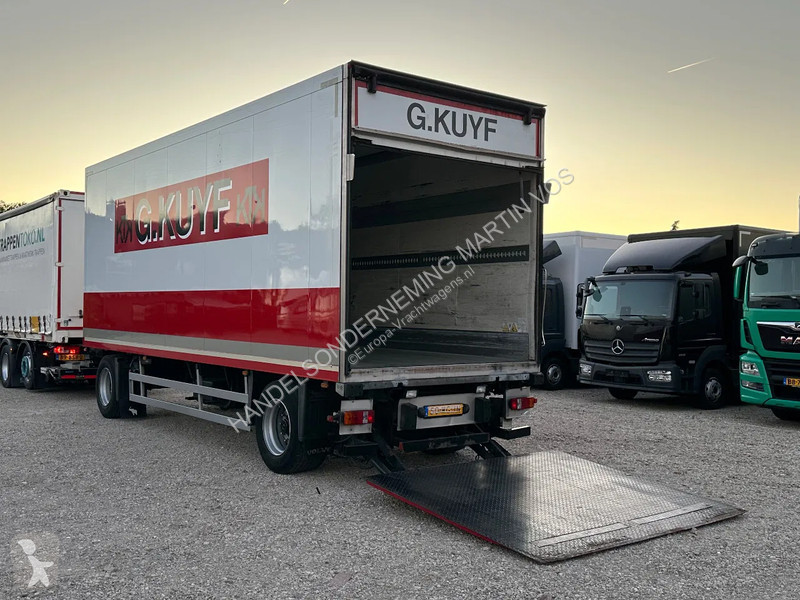 Camion remorque  GESLOTEN AANHANGER