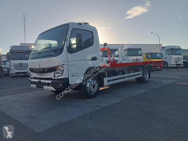 شاحنة Mitsubishi Canter 7C18