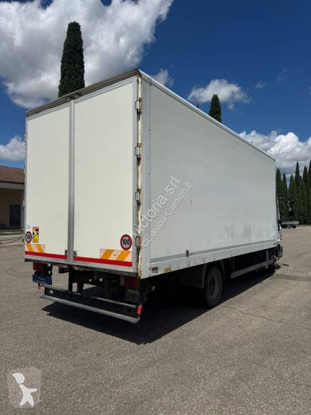 شاحنة مقطورة Iveco