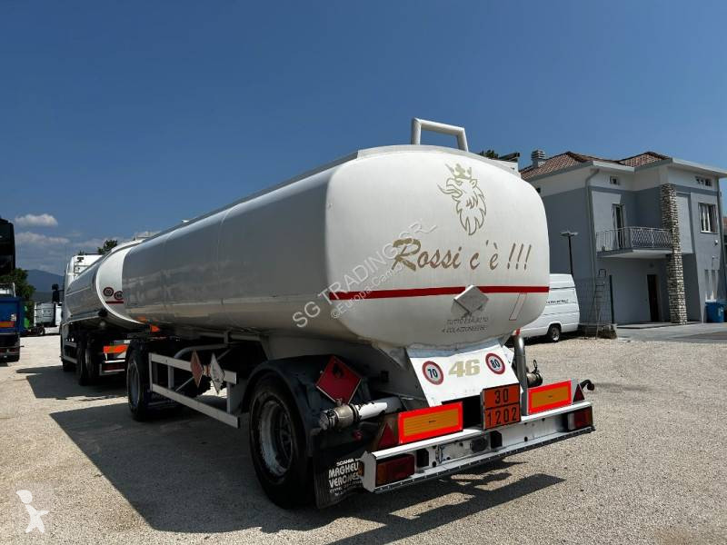 شاحنة مقطورة Scania