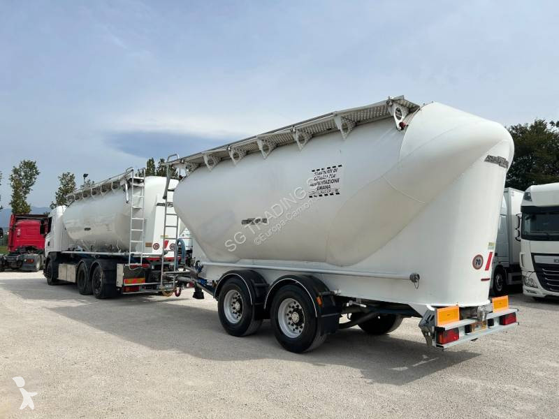 Camión remolque Scania 440