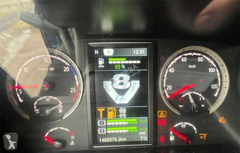 Kamion s návěsem Scania