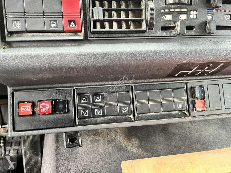 Kamion s návěsem Renault  MIDLINER M210.16