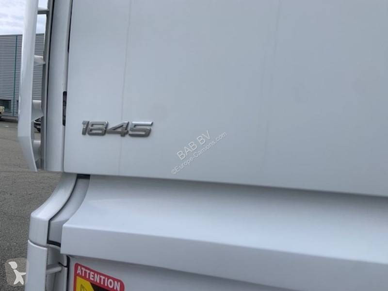 Camion remorque Mercedes