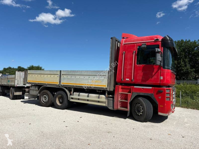 Camion remorque Renault