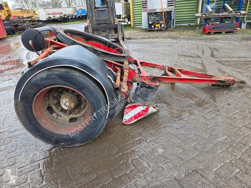 مقطورة Nooteboom 275/70 R22.5 Nooteboom 275/70...
