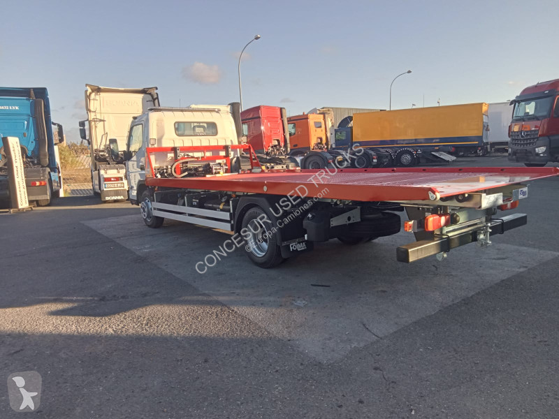 شاحنة مقطورة  Canter 7C18