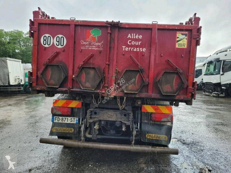 Camion cu remorca Iveco